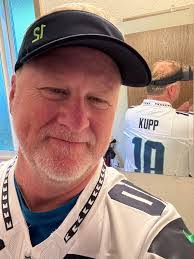 Christopher Smock's Instagram, Twitter & Facebook