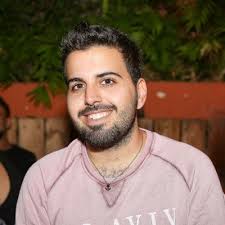 שלום חברים יקרים 😎 ממשיך לעזור...