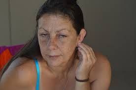 Julie Lentz's Instagram, Twitter & Facebook