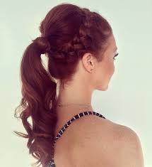 Thin or fine hair is practically made for certain styles of buns and twists, as proven by these gorgeous celebrity examples. 40 Picture Perfect Hairstyles For Long Thin Hair