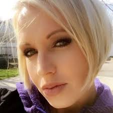 Lindsay Rudd's Instagram, Twitter & Facebook