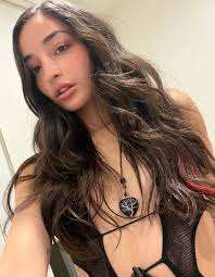 Everything we know about Emily Willis after cardiac arrest, adult industry  'retirement' and legal case