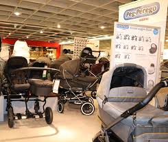 Kinderwagen In Der Babyabteilung Von Mobel Wallach In Celle Bei Hannover Baby Babyzimmer Kinderwagen