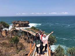Sampai di yogyakarta, saya langsung manggil becak. 7 Gadis Kongsi Tips Dan Itinerary Jika Mahu Bercuti Ke Jogjakarta Selama 7 Hari 6 Malam Hijabista