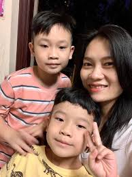 Is white wine expensive in Vietnam?