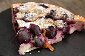 Clafoutis De Rhubarbe En 2020 Recette Clafoutis Clafoutis Aux Cerises Recette