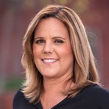 Jennifer Ream's Instagram, Twitter & Facebook