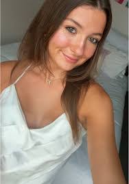 Kelsey Doss's Instagram, Twitter & Facebook