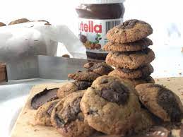 Stir in the chocolate chips and nuts. Chocolate Chip Cookies Recipe In Spanish Easy Cookie Recipes Cookie Recipes Choc Chip Cookie Recipe