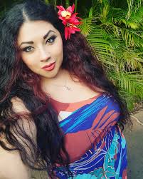 I'm dropping January and all new photoset this weekend at the place you pat  trees on! You won't want to miss out! Go to sto ries! Or the tree of l1nks!  Wearing @