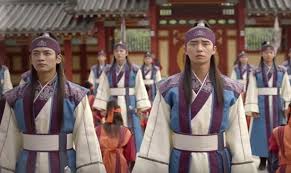 Hwarang is broadcast the first time in myanmar tv. Hwarang The Poet Warrior Youth Cast Shares Thei