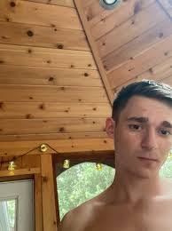 Wade Klein's Instagram, Twitter & Facebook