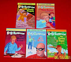 A To Z Mysteries Chapter Books Level 2 3 Ron Roy A B C D E Chapter Books Books Mystery Books