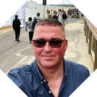 Jill Malinowski's Instagram, Twitter & Facebook