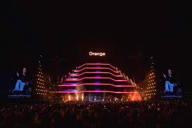 Image result for tbn:ThJbLJ9iWaHS_M::www.amrdiab.net/wallpapers/AmrDiab_Net_Kammel%2520(6).jpg