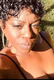 Just because you can't find your piece, stop coming to my page, thinking  you are going to disturb my piece. Baby bae.... I'm happier then a Jay bird  kissing a rabbits .........