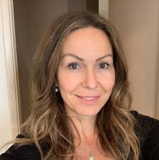 Elena Collica's Instagram, Twitter & Facebook