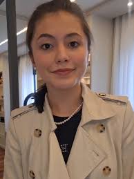 Como ser uma garota mais Audrey Hepburn 🎀 #elegancia #tainaspolti  #audreyhepburn #blairwaldorf #moda