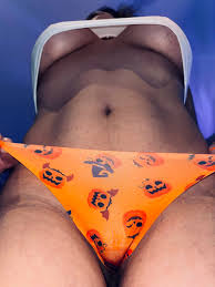 Latina$quirtor (@WBCouple2)  Posts  X