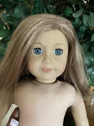 Please help me identify this girl who is going to be Paula Bunyan! She's so  fast she can turn off the light and get into bed before it get's dark! Her  footsteps