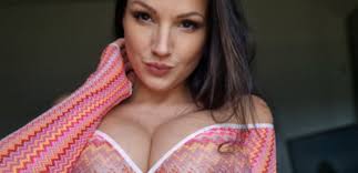 OnlyFans model beckkywylin - pornpic.com