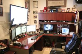 The Main System Consisting Of The Four Front And Center Monitors On The Desk Description From Inspirationfeed Com Home Office Layouts Home Office Design Home