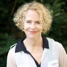 Faye Simpson's Instagram, Twitter & Facebook