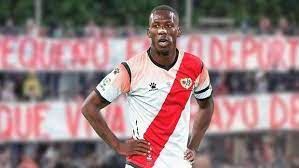 Rayo vallecano is playing next match on 20 jun 2021 against girona in laliga 2, promotion playoffs.when the match starts, you will be able to follow girona v rayo vallecano live score, standings, minute by minute updated live results and match statistics. Rayo Vallecano Dura Respuesta Del Club A Quienes Se Arrogan Indebidamente La Representacion De La Aficion Rayista