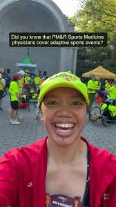 🏅DYK that Physical Medicine and Rehabilitation (PM&R) Sports Medicine  physicians like @drstaceydrtracey are specialized to take care of athletes  with disabilities and their sports? , 🏅This is called ...