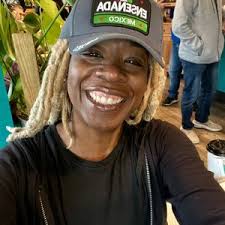 FunnyGirlFaith (@funnygirlfaith)