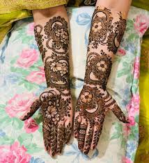 864 Likes 7 Comments Labonno S Henna Artwork Labonno S Henna Artwork On Instagram In 2020 Bridal Henna Designs Latest Bridal Mehndi Designs Bridal Mehndi Designs