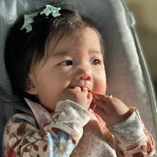 🥄 Introducing Solids: 10 Tips for a Smooth Transition 🍼 Welcoming your  baby to the world of solid foods is a momentous occasion, and we're here  with ten invaluable tips to make