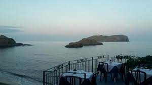 Apro al chiuso poi contesto la multa la temperatura media infatti è di 16,7° quella minima 11,5° la massima di 20,01, i giorni di pioggia con un maggio. Bar Ristorante Il Brigantino Ventotene Restaurant Reviews Photos Phone Number Tripadvisor