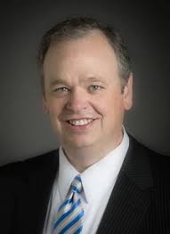 C O M M E N C E M E N T 