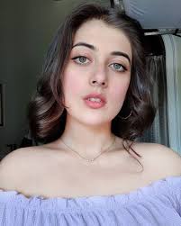 Hello Guys I'm single.I need a soulmate in my life