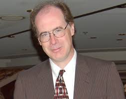 Gifted industry economist recognized > Defense Logistics Agency > DLA  Energy News