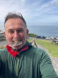 𝐀 𝐔𝐧𝐢𝐪𝐮𝐞 𝐂𝐡𝐫𝐢𝐬𝐭𝐦𝐚𝐬 𝐏𝐫𝐞𝐬𝐞𝐧𝐭 𝐟𝐨𝐫 𝐉𝐮𝐬𝐭  £𝟏𝟐.𝟗𝟗 With Christmas rushing towards us, why don't you treat that  special person in your life