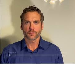 David Kenik (@DavidKenikusa)