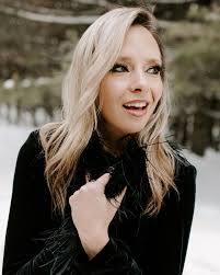 Miss Emily (@themissemily) • Instagram photos and videos