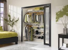 Scopri la cabina armadio firmata henry glass, rendi unica una zona notte personalizzata e pensata per soddisfare ogni esigenza grazie alla cabina armadio. Come Realizzare Una Cabina Armadio Adatta A Ogni Tipo Di Casa Idealista News