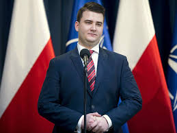 Bartłomiej misiewicz (29 l.) zgubił w areszcie jeden podbródek, a stroi się teraz jak do pokazu mody. Bartlomiej Misiewicz Wikipedia Wolna Encyklopedia