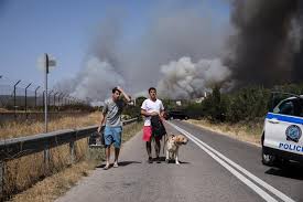 Φωτια τωρα στην ανω βαρυμπομπη αττικησ λaρισα: Kje0b D2rli7em