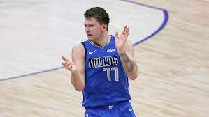 Стадион, арена или спортивный комплекс в даллас. Nba Dallas Mavericks Jubeln Serie Der Los Angeles Lakers Halt Kicker