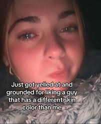 It's30 It's 30 ppl in line and 1 cashier at the register... WHAT STORE I'M  AT