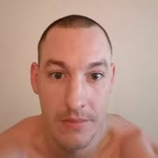 Stream Andrew Cairns music