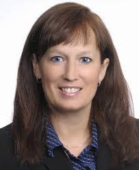 Elizabeth Manzo's Instagram, Twitter & Facebook