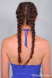 Mit einem lockenstab kann sich jeder schnell locken zaubern, aber wir alle wissen, dass wie bekomme ich schöne haare über nacht? Locken Durch Flechten Der Klassiker Fur Locken Ohne Lockenstab Praxis Tests