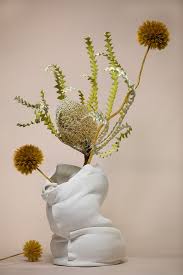 Studiofoam Une Interpretation Unique Du Design De Surface Design De Surface Vase Fleur Deco Fleur