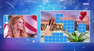 Tous les programmes de l'émission les douze coups de midi. Les 12 Coups De Midi Video Replay Leo Se Deguise En Celine Dion Angelina Jolie Ne Se Cache Pas Derriere L Etoile Mysterieuse Tous Les Indices Stars Actu