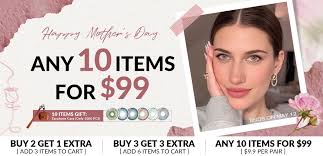 Pastel Goth Makeup by the incredibly talented Marion Cameleon! She's  totally killing the makeup game! Contact lenses: Geo Bella Grey